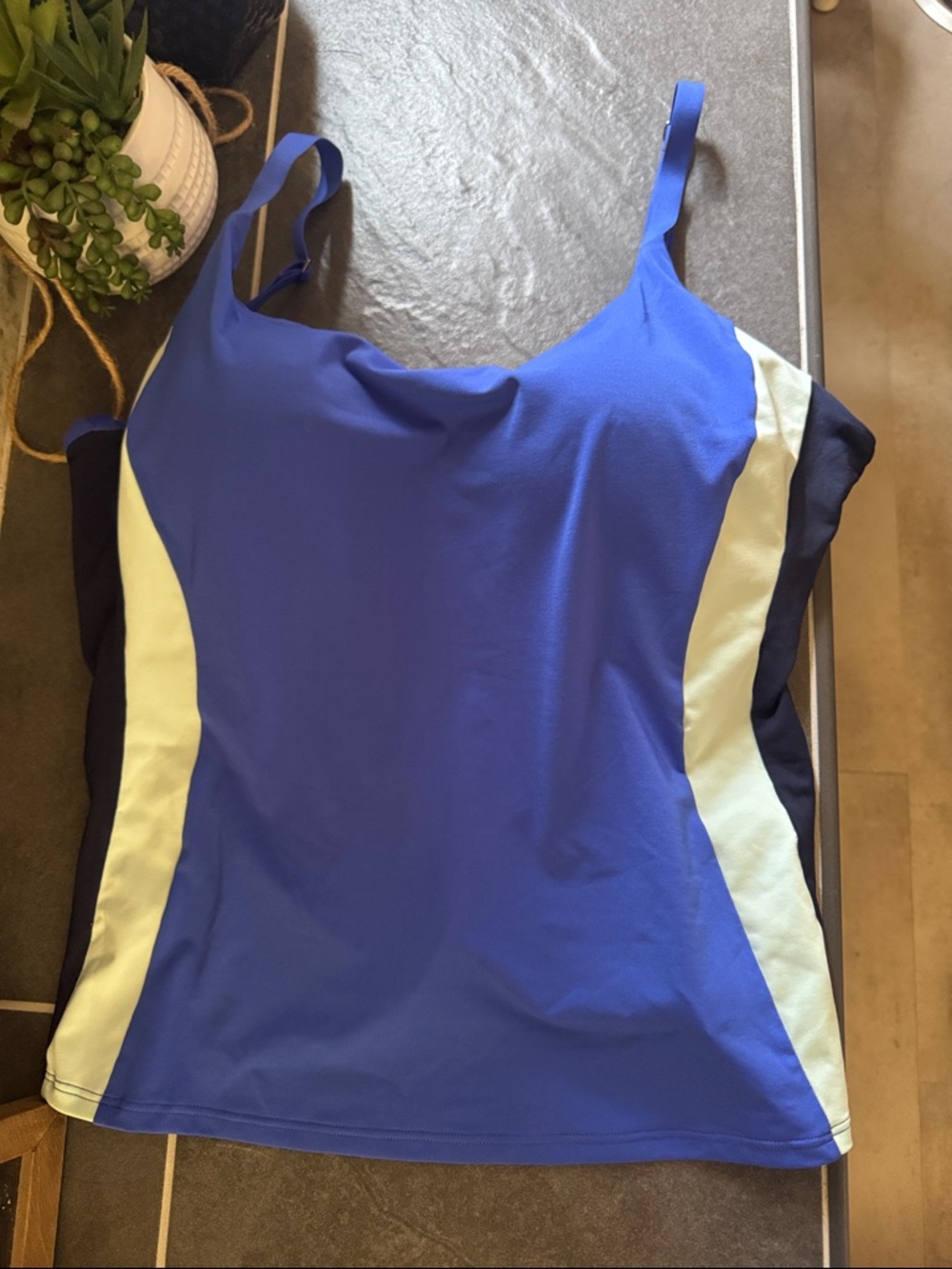 ATHLETA 38D/DD Cobalt Blue Striped Underwire Tankini